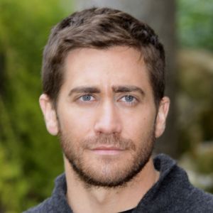 Jake Gyllenhaal light stubble