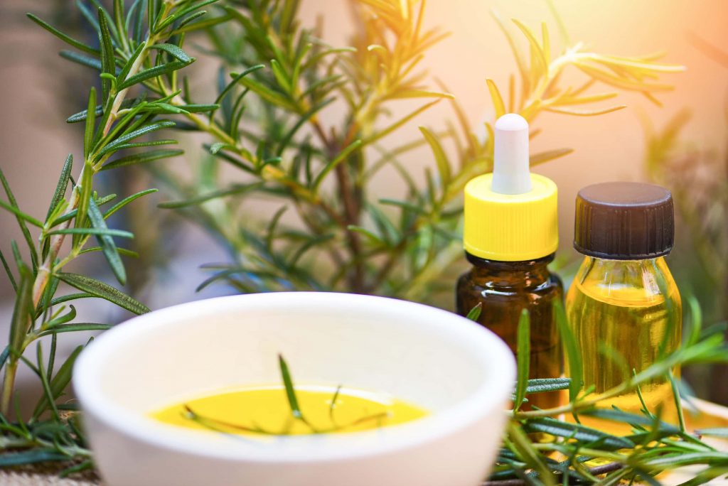 Best Essential Oils For Hair Growth and Thickness